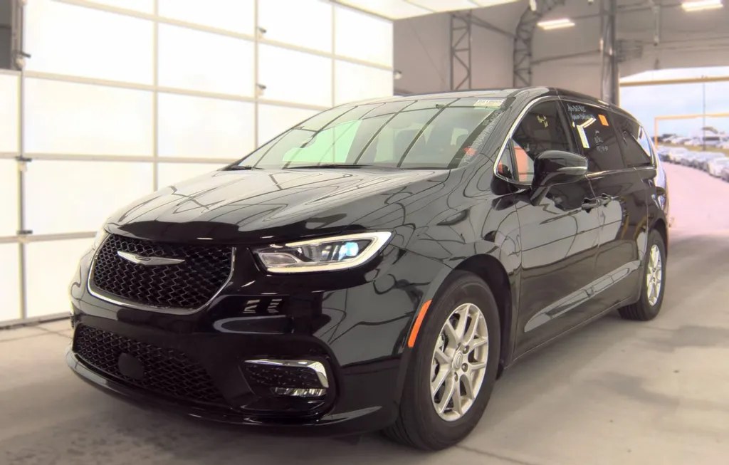 2026 CHRYSLER PACIFICA SELECT 121.6" WB - 1
