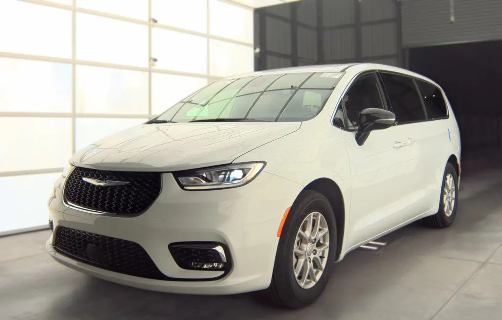 2026 CHRYSLER PACIFICA SELECT 121.6" WB - 1