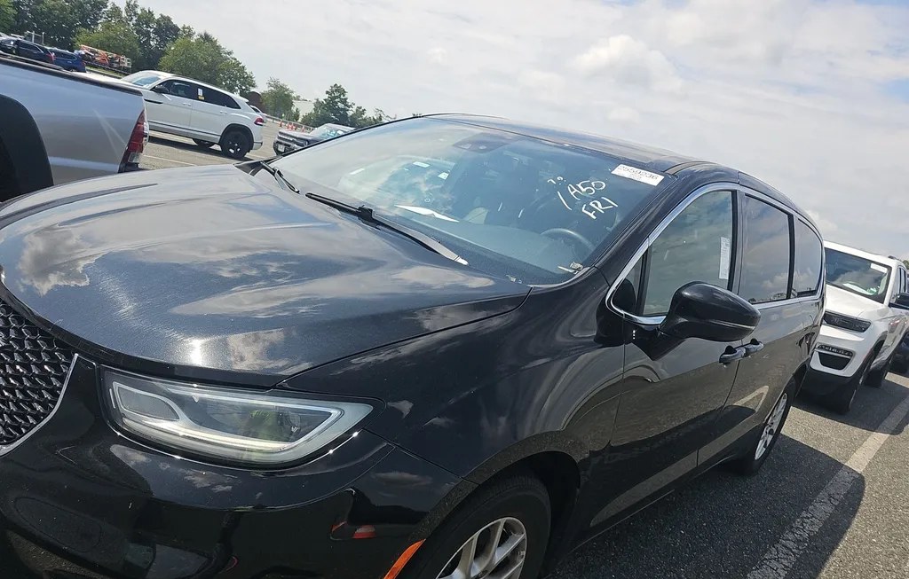 2025 CHRYSLER PACIFICA SELECT 121.6" WB - 1
