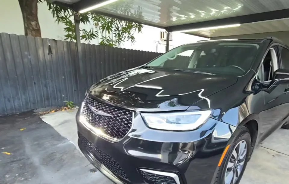 2021 CHRYSLER PACIFICA TOURING L 121.6" WB - 1