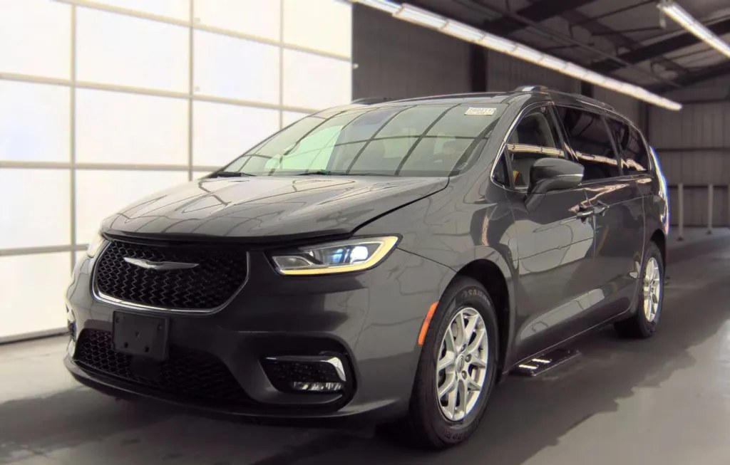 2021 CHRYSLER PACIFICA TOURING L 121.6" WB - 1