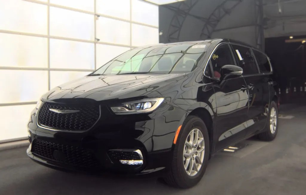 2025 CHRYSLER PACIFICA SELECT 121.6" WB - 1