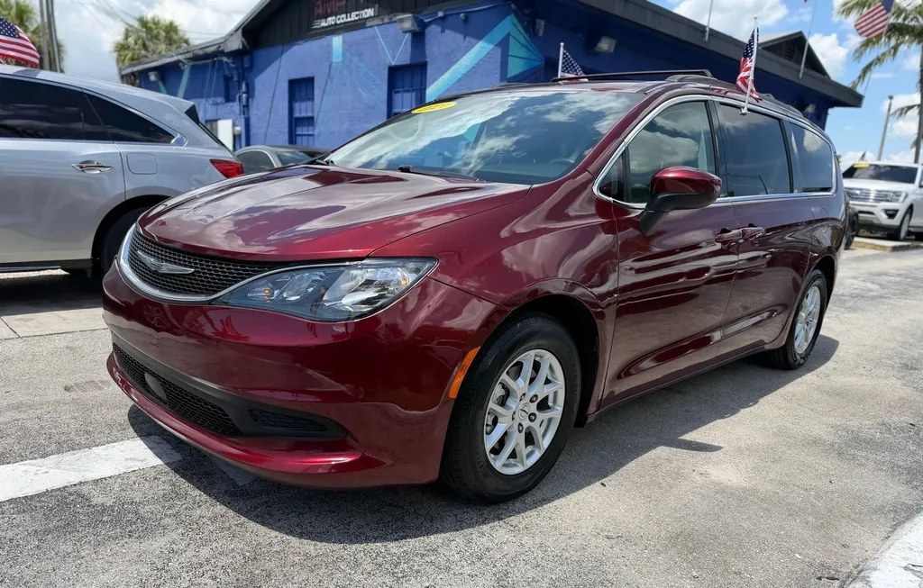 2021 CHRYSLER VOYAGER LXI 121.6" WB - 1