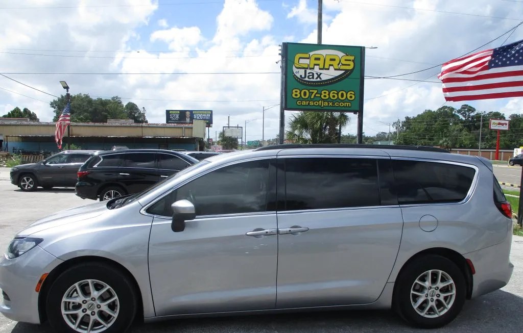2021 CHRYSLER VOYAGER LXI 121.6" WB - 1