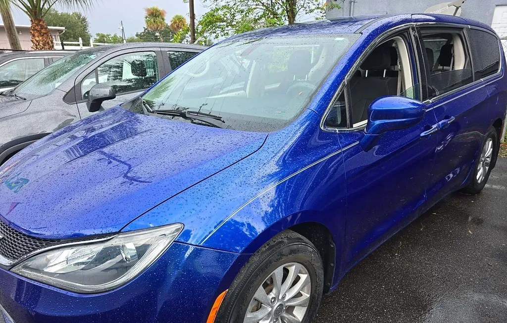 2018 CHRYSLER PACIFICA TOURING PLUS 121.6" WB - 1