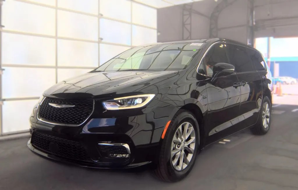 2026 CHRYSLER PACIFICA LIMITED 121.6" WB - 1