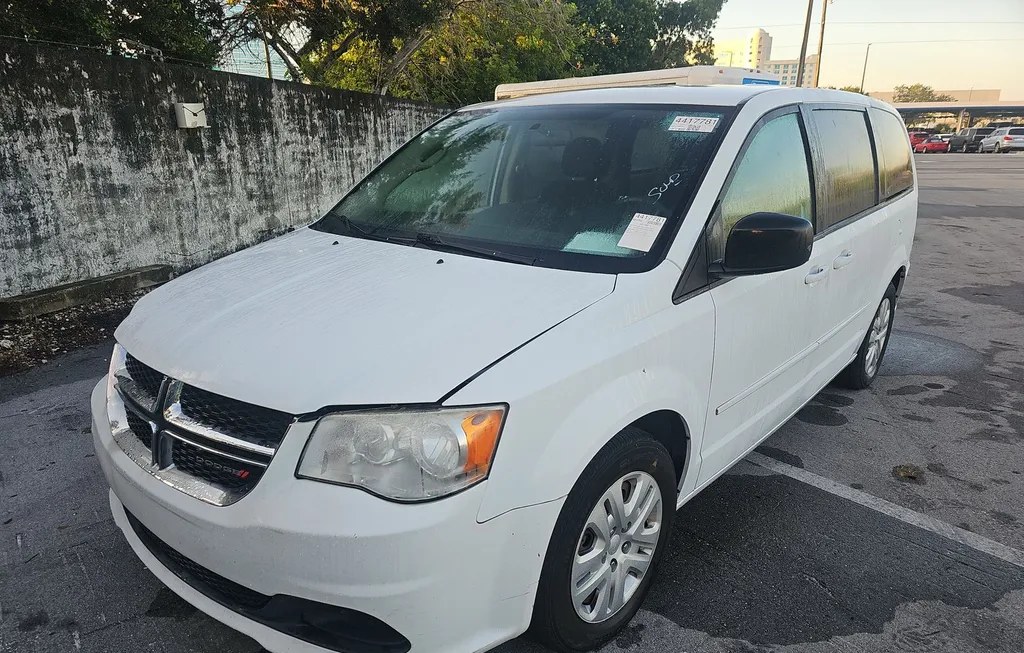 2017 DODGE GRAND CARAVAN SE 121.2" WB - 1