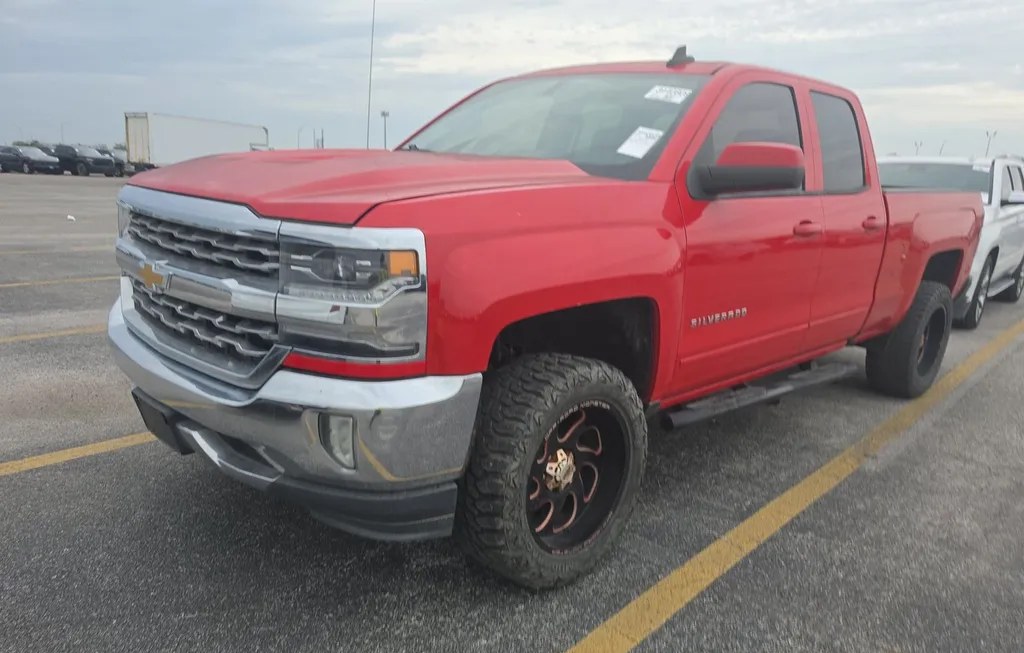 2019 CHEVROLET SILVERADO 1500 LD LT EXTENDED CAB MEDIUM BED 1LT - 1