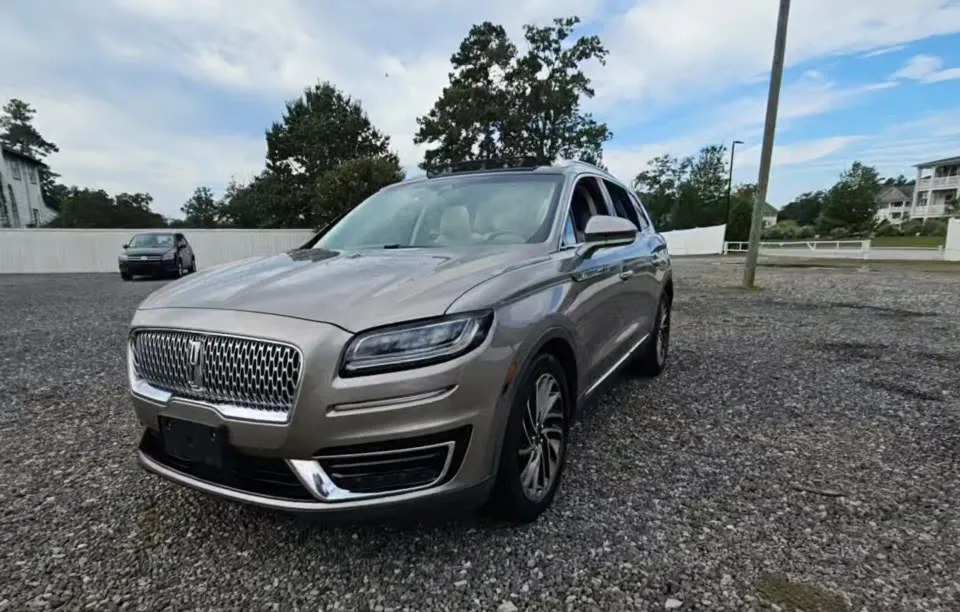 2019 LINCOLN NAUTILUS RESERVE - 1