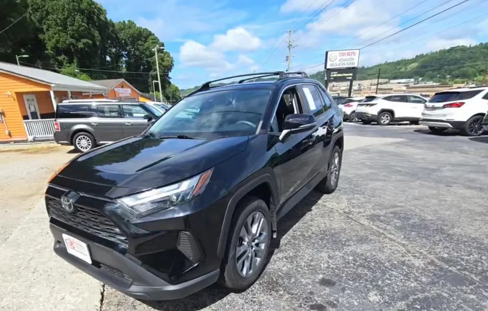 2023 TOYOTA RAV4 XLE PREMIUM - 1