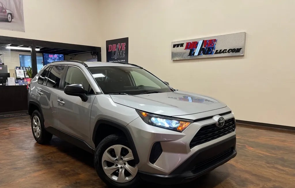 2019 TOYOTA RAV4 LE - 1