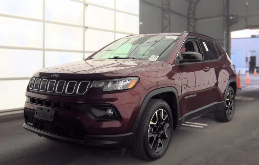 2022 JEEP COMPASS LATITUDE - 1