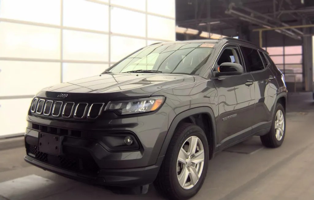 2022 JEEP COMPASS LATITUDE - 1