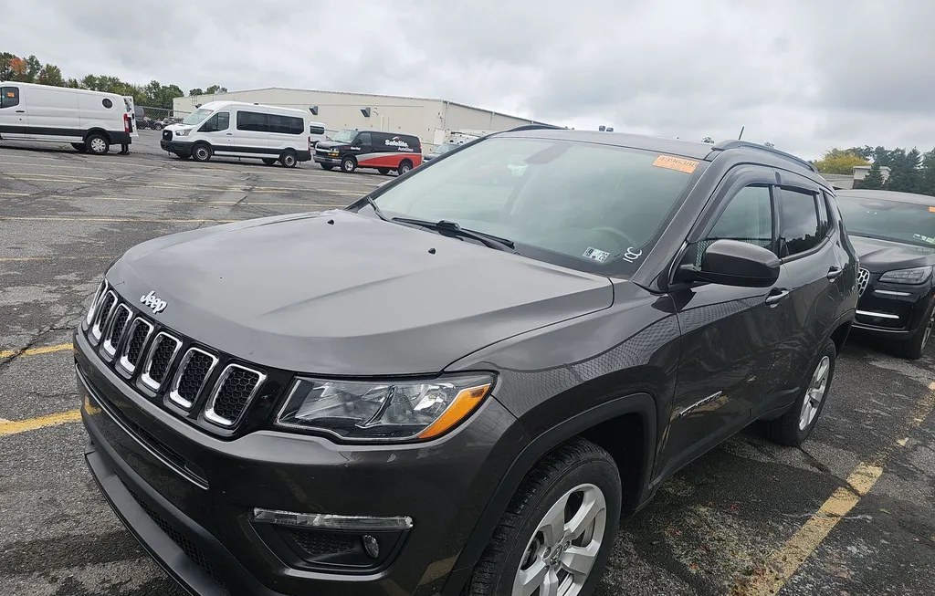 2021 JEEP COMPASS LATITUDE - 1
