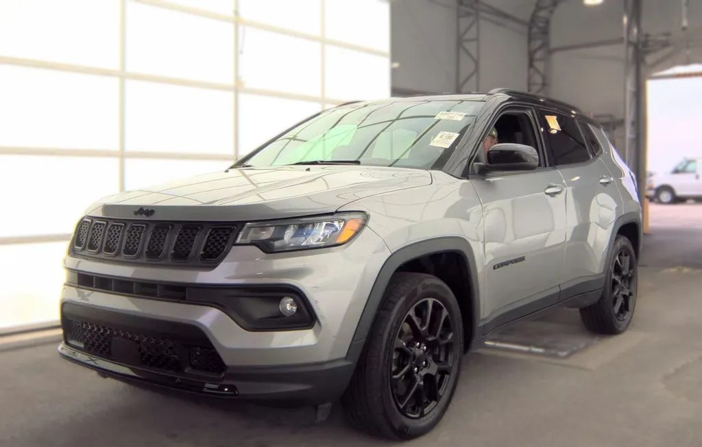 2023 JEEP COMPASS ALTITUDE - 1
