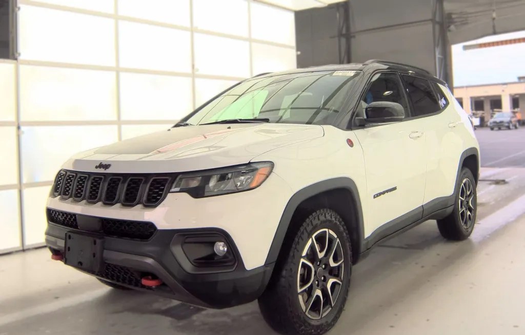 2025 JEEP COMPASS TRAILHAWK - 1