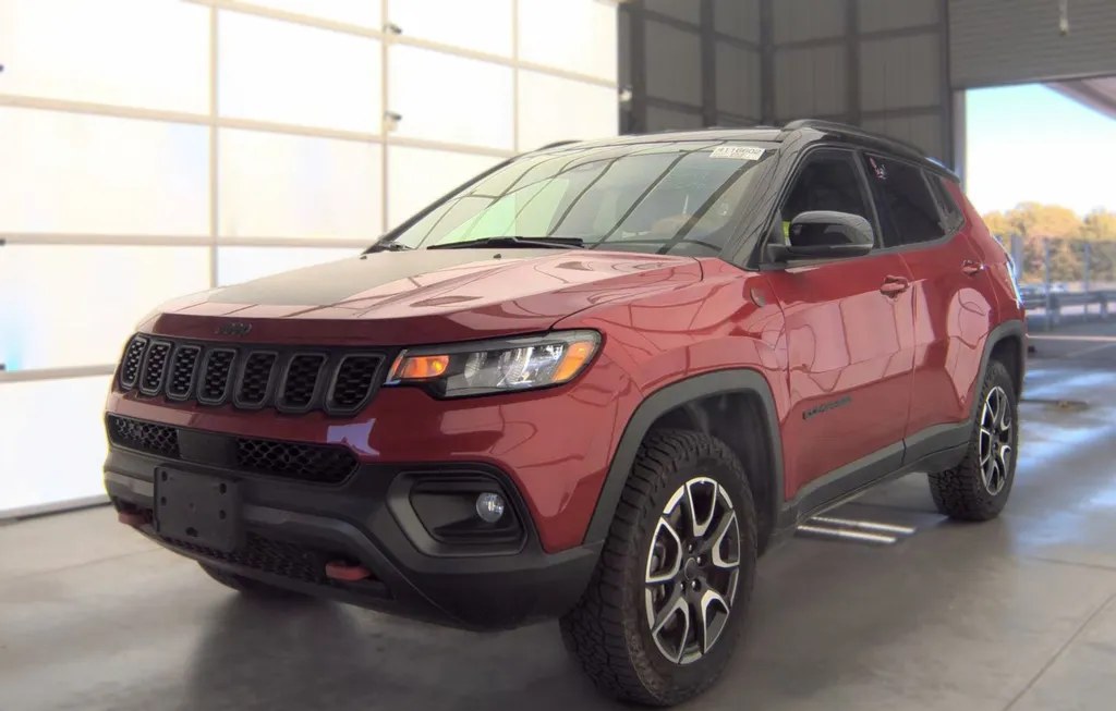 2025 JEEP COMPASS TRAILHAWK - 1