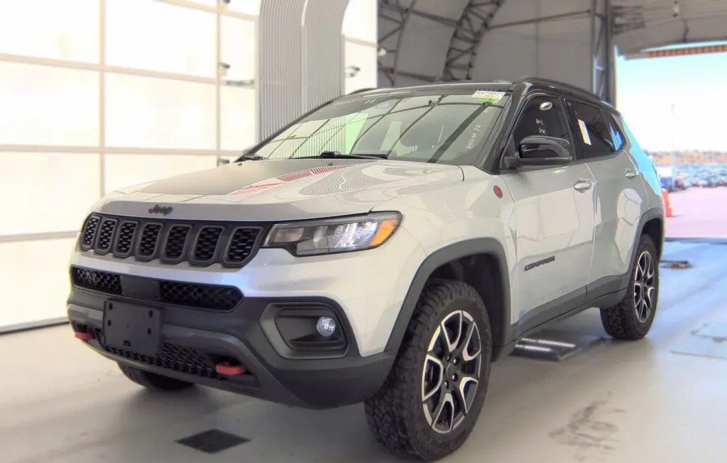 2025 JEEP COMPASS TRAILHAWK - 1