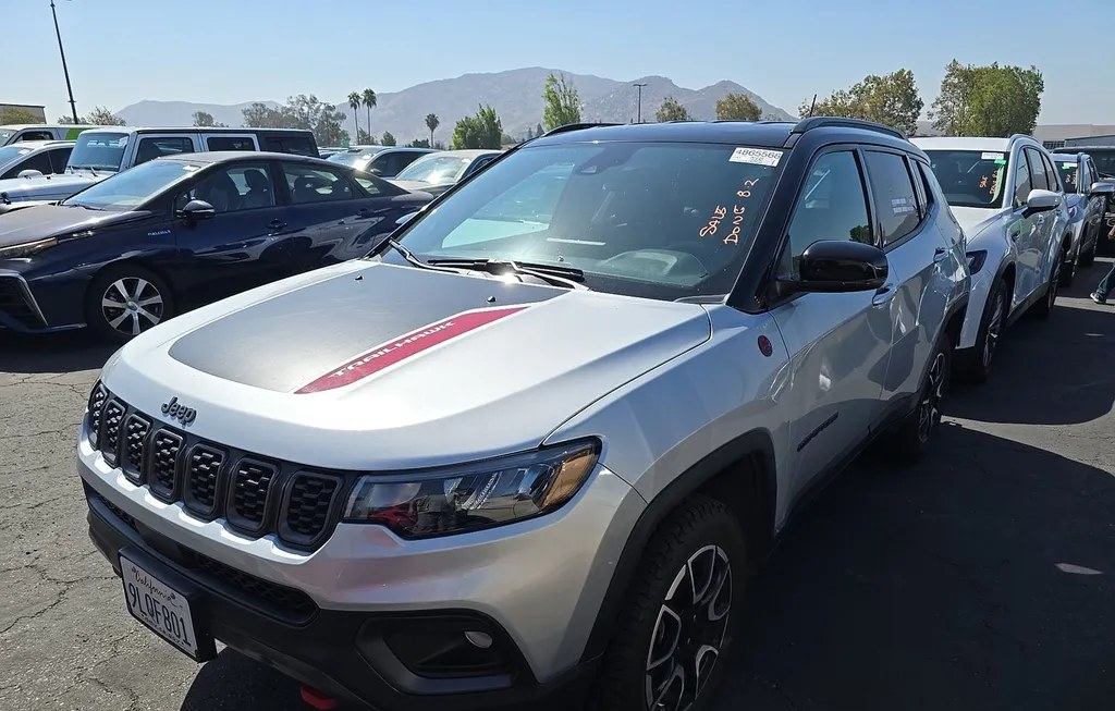 2024 JEEP COMPASS TRAILHAWK - 1