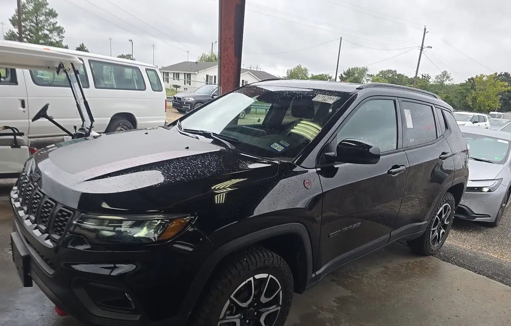 2025 JEEP COMPASS TRAILHAWK - 1