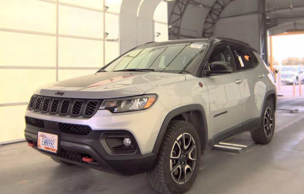 2025 JEEP COMPASS TRAILHAWK - 1