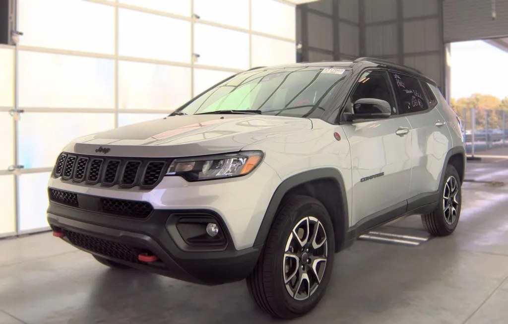 2025 JEEP COMPASS TRAILHAWK - 1