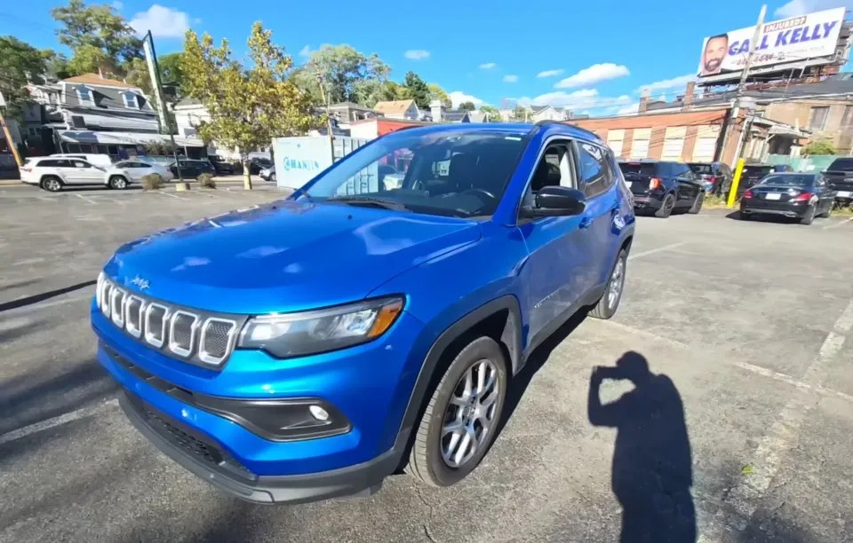 2022 JEEP COMPASS LATITUDE LUX - 1