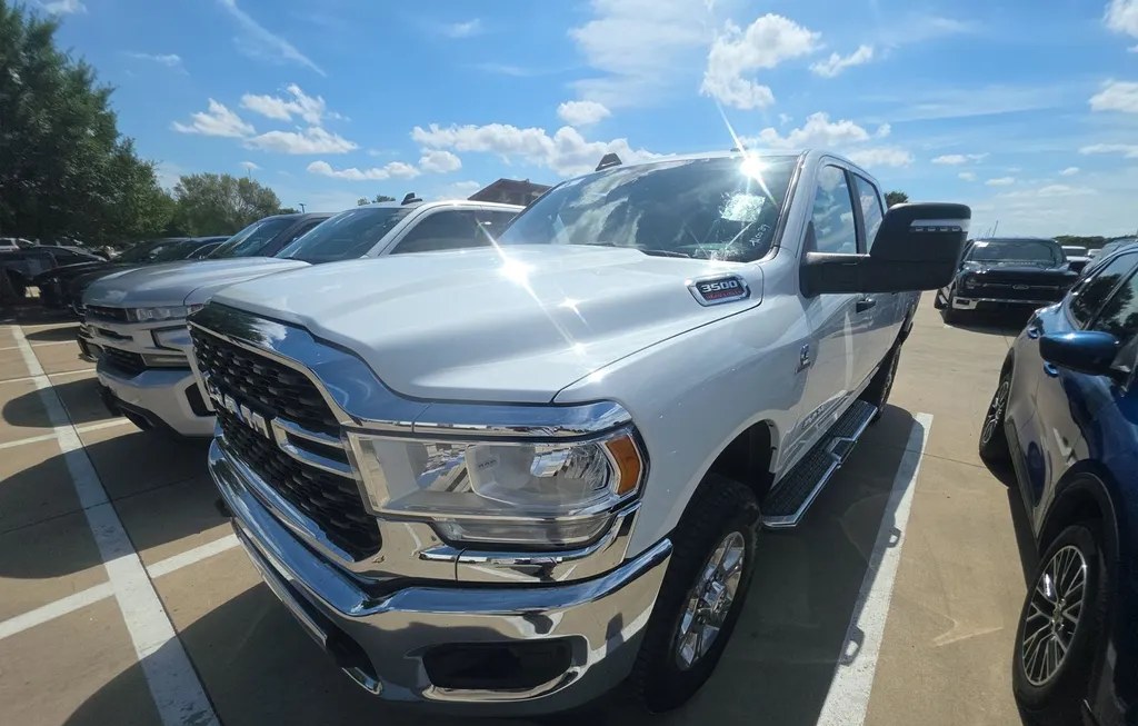 2023 RAM 3500 BIG HORN CREW CAB MEDIUM BED - 1