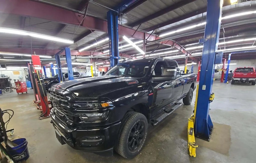 2025 RAM 3500 BIG HORN CREW CAB LONG BED - 1