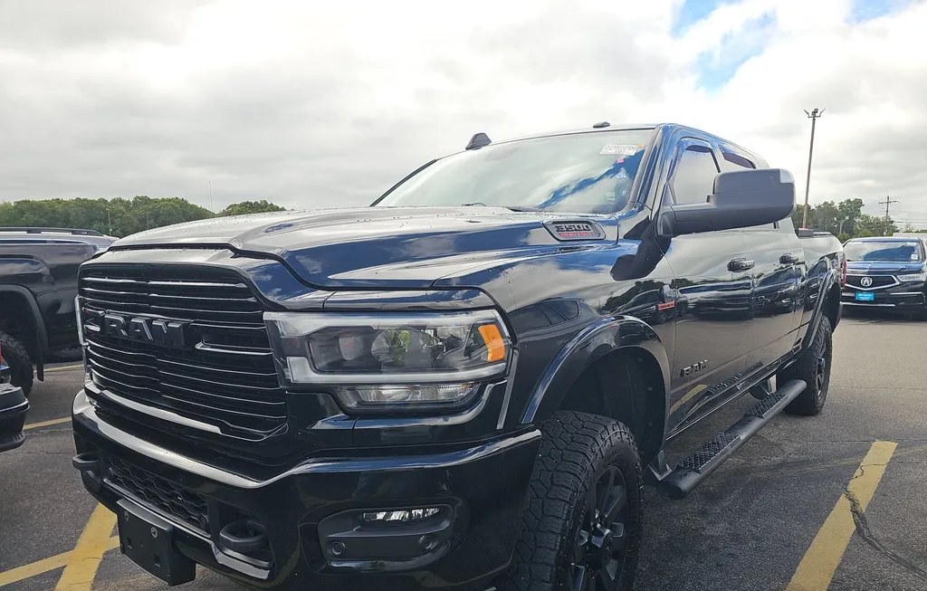 2022 RAM 3500 LARAMIE EXTENDED CREW CAB MEDIUM BED - 1