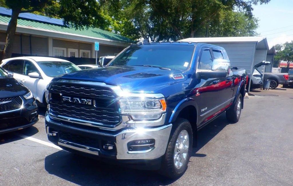 2024 RAM 3500 LIMITED EXTENDED CREW CAB MEDIUM BED - 1