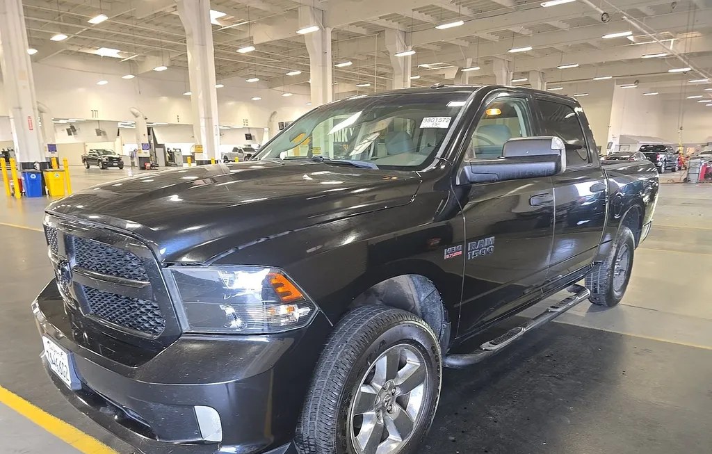 2017 RAM 1500 EXPRESS CREW CAB SHORT BED - 1