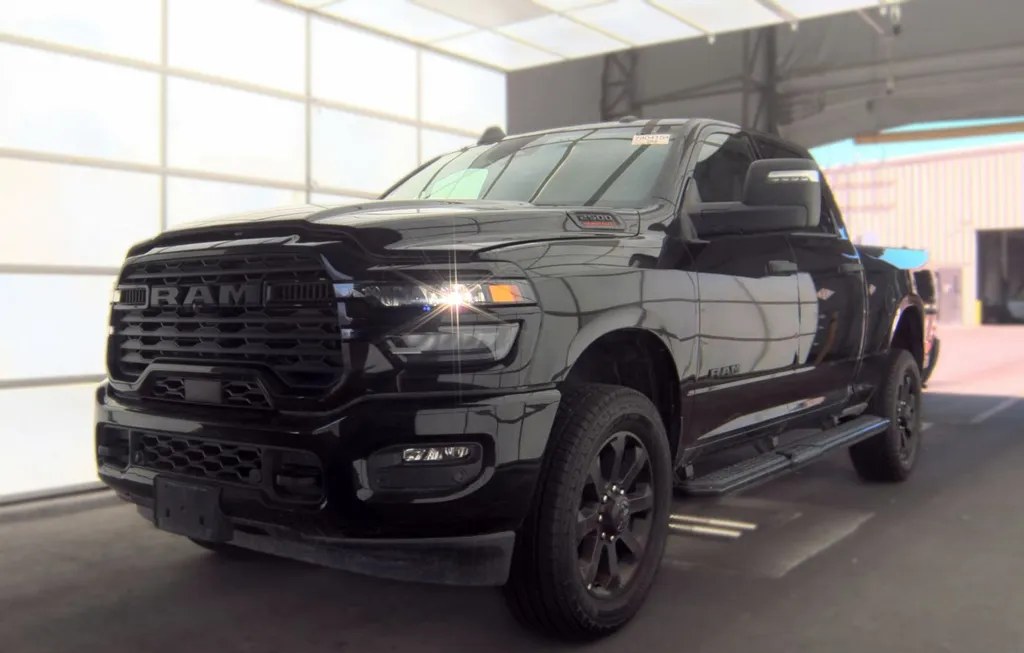 2025 RAM 2500 BIG HORN CREW CAB MEDIUM BED - 1