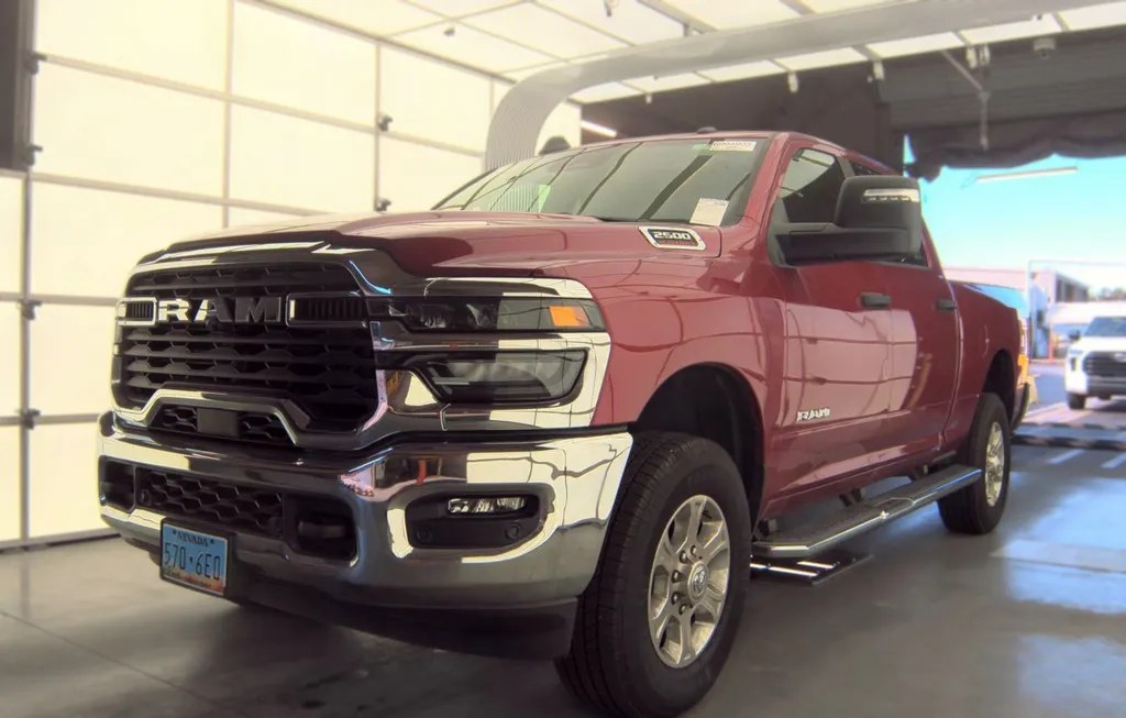 2026 RAM 2500 BIG HORN CREW CAB MEDIUM BED - 1