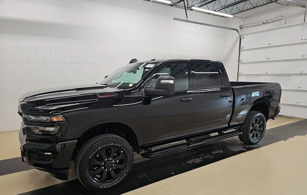 2026 RAM 2500 BIG HORN CREW CAB MEDIUM BED - 1