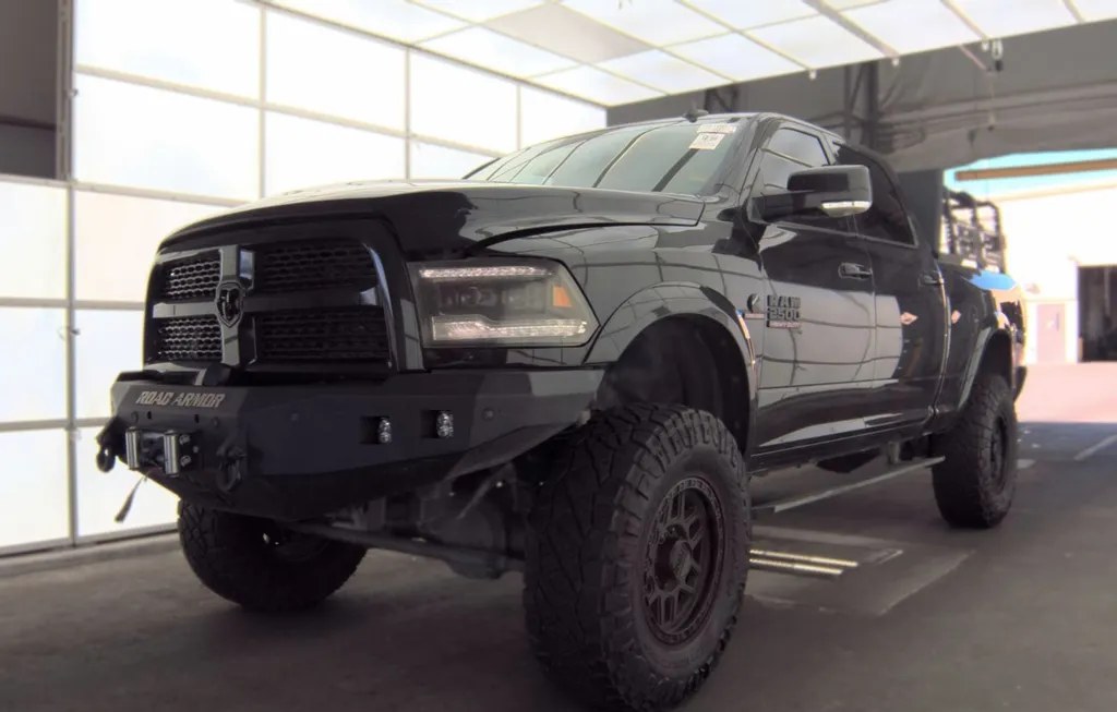 2017 RAM 2500 LARAMIE CREW CAB MEDIUM BED - 1