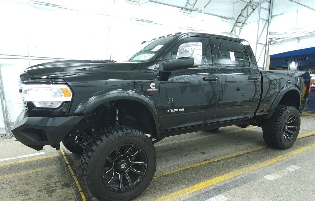2024 RAM 2500 LARAMIE CREW CAB MEDIUM BED - 1
