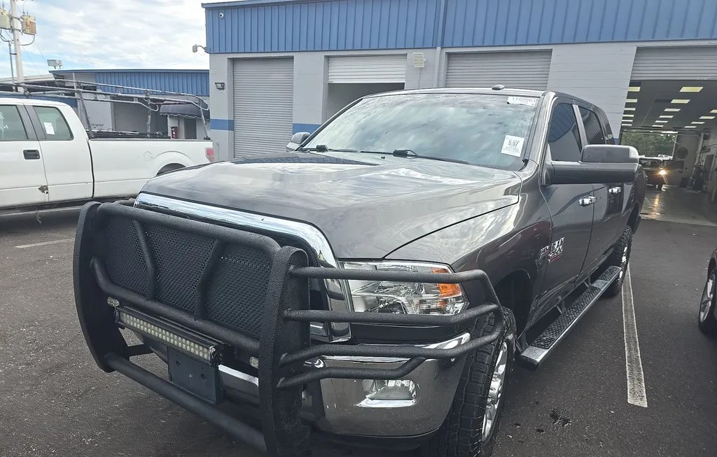 2018 RAM 2500 SLT EXTENDED CREW CAB MEDIUM BED - 1