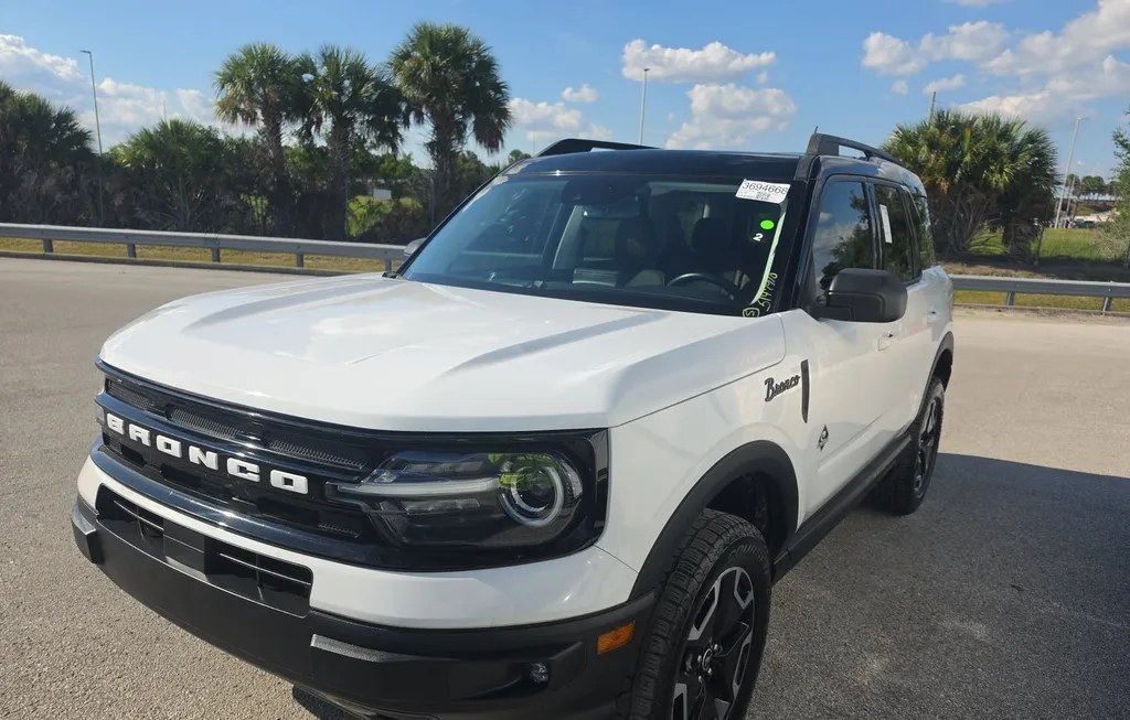 2021 FORD BRONCO SPORT OUTER BANKS - 1