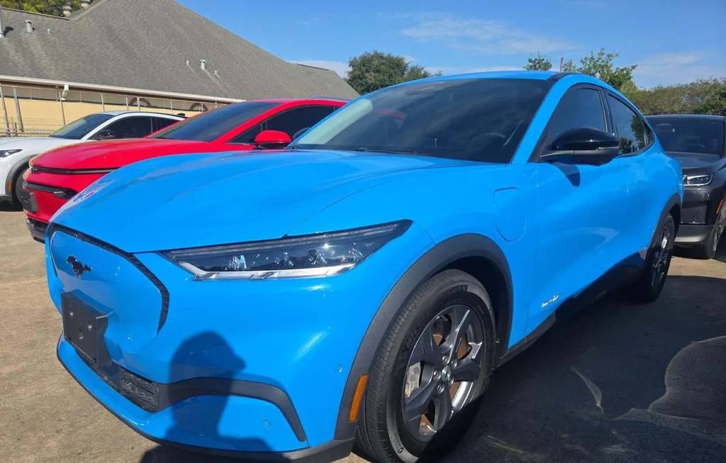 2023 FORD MUSTANG MACH-E SELECT - 1