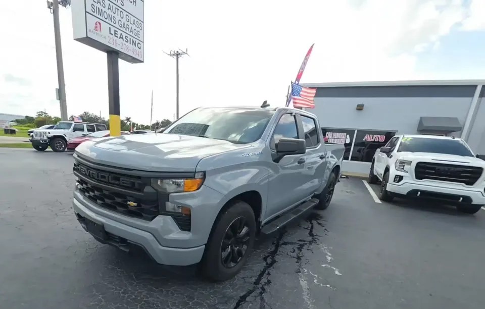 2024 CHEVROLET SILVERADO 1500 CUSTOM CREW CAB SHORT BED 1CX - 1