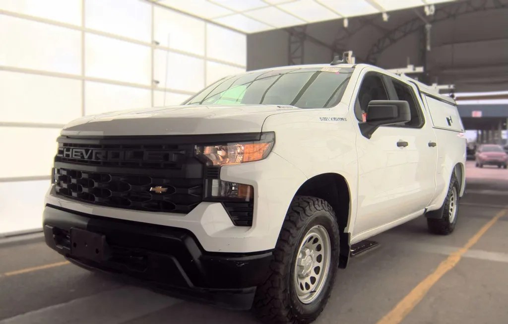 2024 CHEVROLET SILVERADO 1500 WT CREW CAB MEDIUM BED 1WT - 1