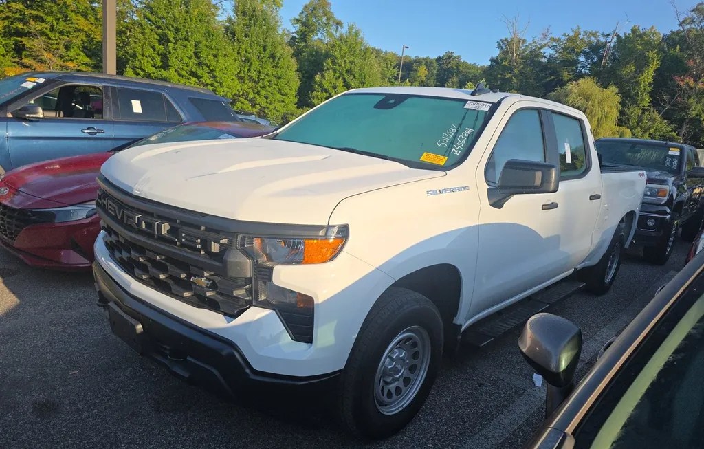 2024 CHEVROLET SILVERADO 1500 WT CREW CAB MEDIUM BED 1WT - 1