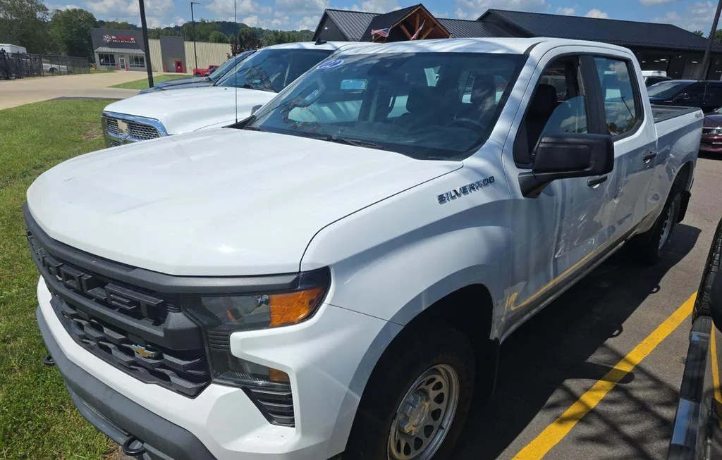 2022 CHEVROLET SILVERADO 1500 WT CREW CAB MEDIUM BED 1WT - 1