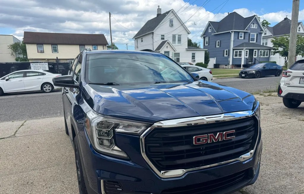 2023 GMC TERRAIN SLE 3SA - 1