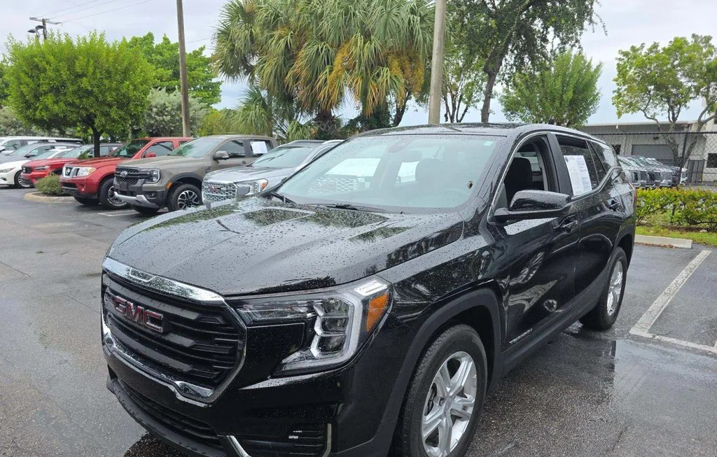 2023 GMC TERRAIN SLE 3SA - 1