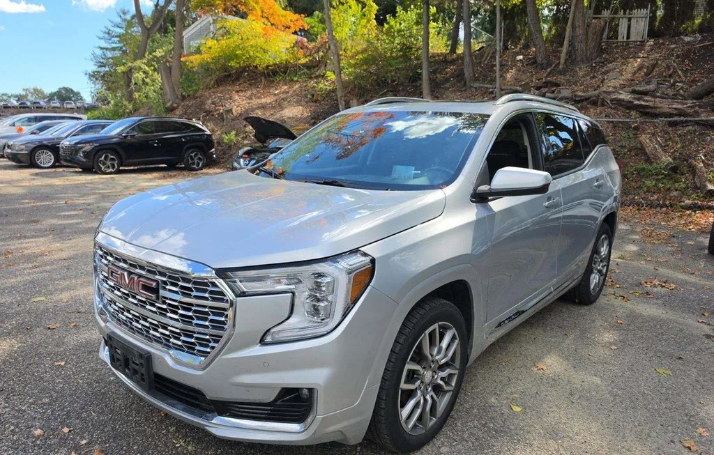 2022 GMC TERRAIN DENALI 5SA - 1