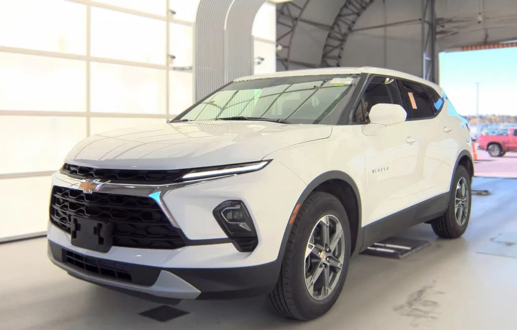 2025 CHEVROLET BLAZER LT 2LT - 1