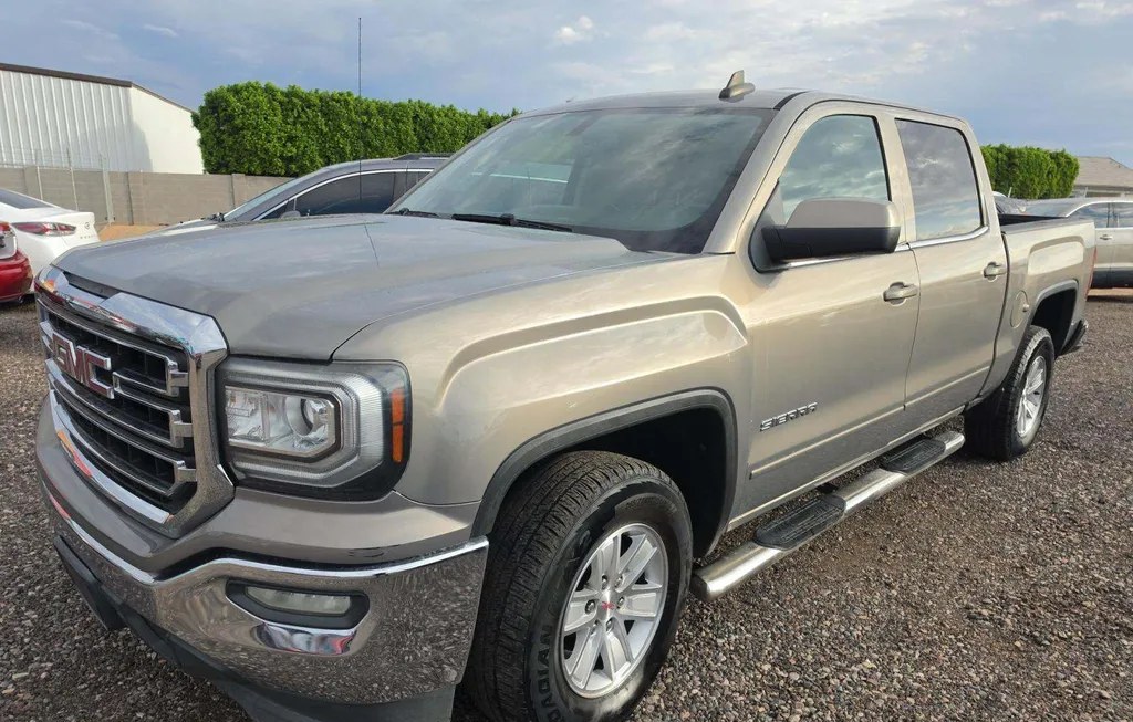 2017 GMC SIERRA 1500 SLE CREW CAB SHORT BED 3SA - 1