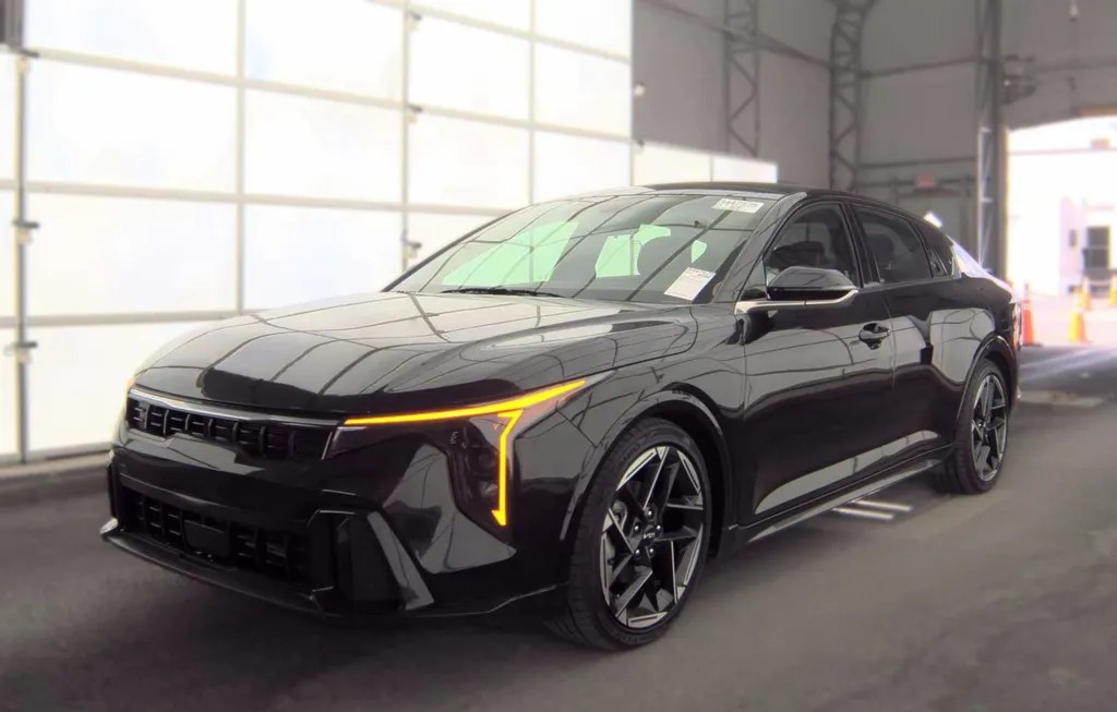 2025 KIA K4 GT-LINE - 1